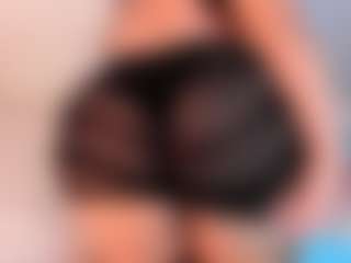 Julieta-Blue's Live Sex Cam Show
