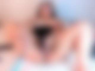 Live cam show with Julieta-Blue - Anal Teen (18+) on SpankPalCams