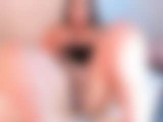 Live cam show with Julieta-Blue - Teen (18+) on Mixed Magazine Live