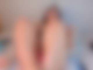 Julieta-Blue's Live Sex Cam Show