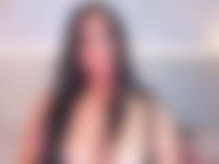 Julieta-Blue's Live Sex Cam Show