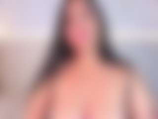 Julieta-Blue's Live Sex Cam Show