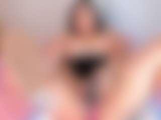 Julieta-Blue's Live Sex Cam Show