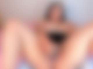 Julieta-Blue's Live Sex Cam Show