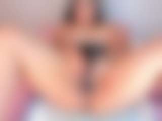 Julieta-Blue's Live Sex Cam Show