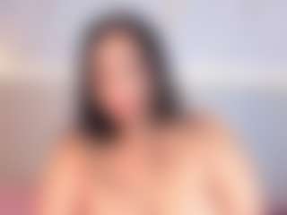 Live cam show with Julieta-Blue - Natural on SquirtSoMuch