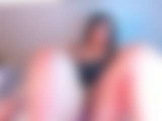 Julieta-Blue's Live Sex Cam Show