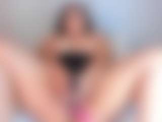 Julieta-Blue's Live Sex Cam Show