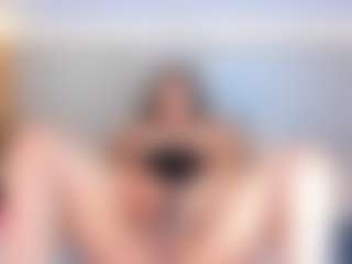 Julieta-Blue's Live Sex Cam Show