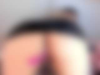 Julieta-Blue's Live Sex Cam Show