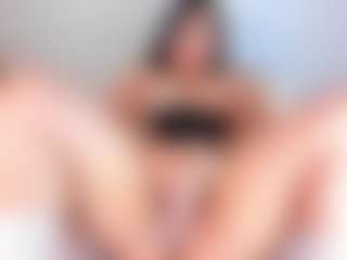 Julieta-Blue's Live Sex Cam Show