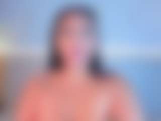 Live cam show with Julieta-Blue - Curvy Teen (18+) on LiveSexCams6