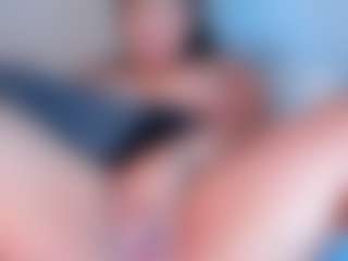 Julieta-Blue's Live Sex Cam Show