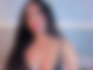 Julieta-Blue's Live Sex Cam Show