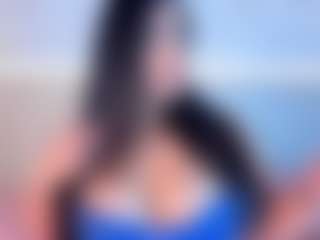 Live cam show with Julieta-Blue - Deepthroat on Camsoda Late Night