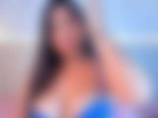 Live cam show with Julieta-Blue - Public on Mixed Magazine Live