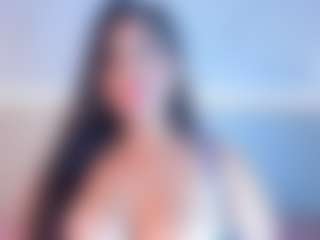 Julieta-Blue's Live Sex Cam Show