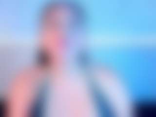 Julieta-Blue's Live Sex Cam Show