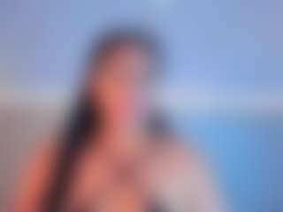 Julieta-Blue's Live Sex Cam Show