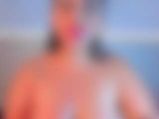 Julieta-Blue's Live Sex Cam Show