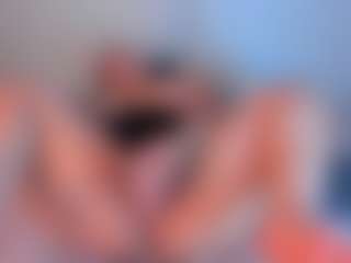 Julieta-Blue's Live Sex Cam Show