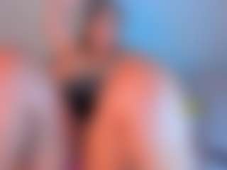 Julieta-Blue's Live Sex Cam Show