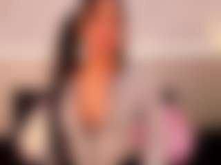 Live cam show with Julieta-Blue - Public BBW on Uber Horny