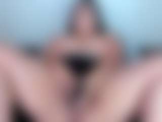 Julieta-Blue's Live Sex Cam Show