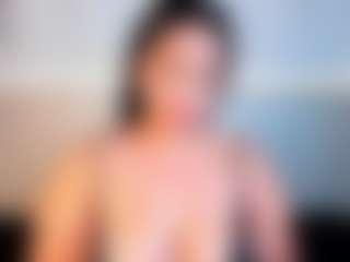Julieta-Blue's Live Sex Cam Show