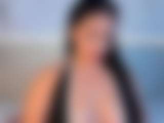 Julieta-Blue's Live Sex Cam Show
