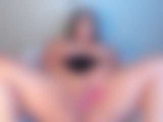 Julieta-Blue's Live Sex Cam Show