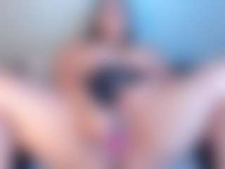 Julieta-Blue's Live Sex Cam Show