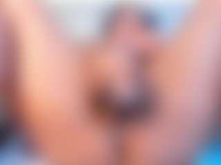Julieta-Blue's Live Sex Cam Show