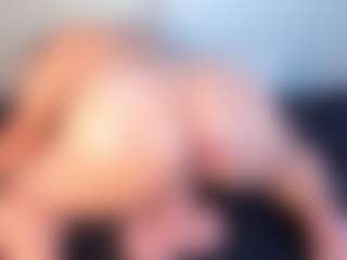 Live cam show with Julieta-Blue - Facial on Camsoda