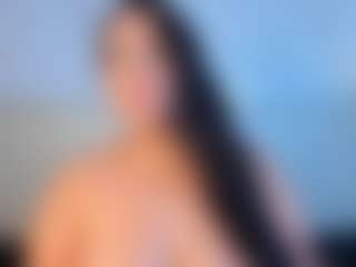 Julieta-Blue's Live Sex Cam Show