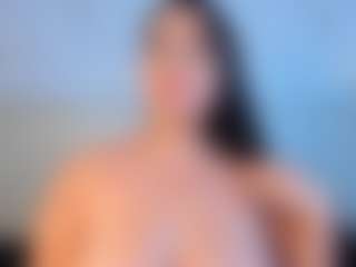 Julieta-Blue's Live Sex Cam Show