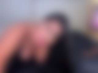 Julieta-Blue's Live Sex Cam Show