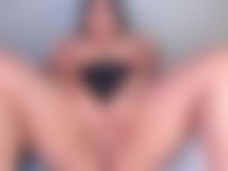 Julieta-Blue's Live Sex Cam Show
