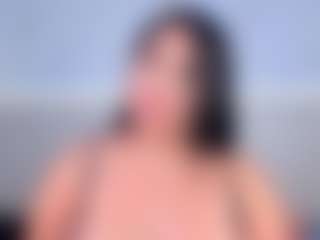 Julieta-Blue's Live Sex Cam Show