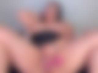Julieta-Blue's Live Sex Cam Show