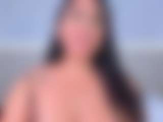 Julieta-Blue's Live Sex Cam Show