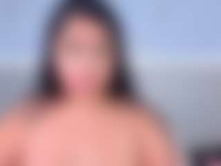 Julieta-Blue's Live Sex Cam Show