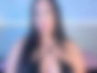 Julieta-Blue's Live Sex Cam Show