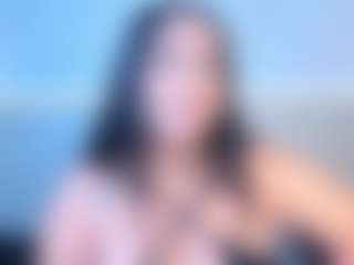 Julieta-Blue's Live Sex Cam Show