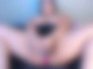 Julieta-Blue's Live Sex Cam Show