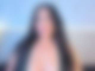 Julieta-Blue's Live Sex Cam Show