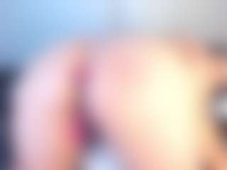 Julieta-Blue's Live Sex Cam Show