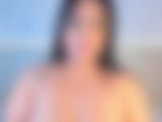 Julieta-Blue's Live Sex Cam Show