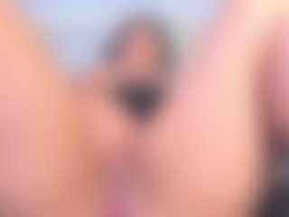 Julieta-Blue's Live Sex Cam Show