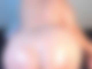 Julieta-Blue's Live Sex Cam Show